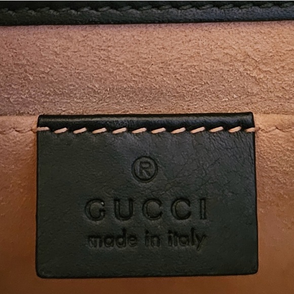 GUCCI Limited Edition Supreme Monogram Shoulder Bag - Picture 5 of 11